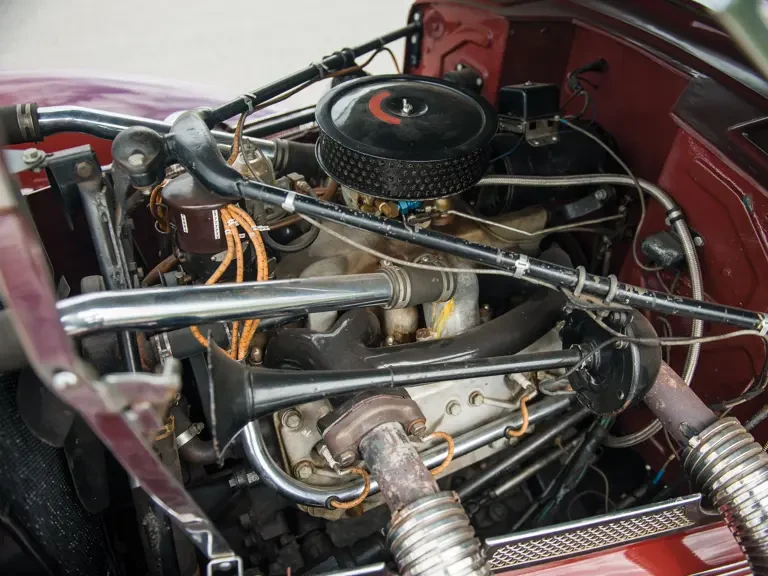 1937 Cord 810 & 812 - Image 25 of 31