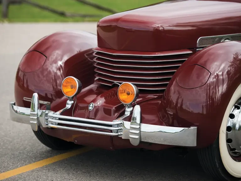1937 Cord 810 & 812 - Image 11 of 31