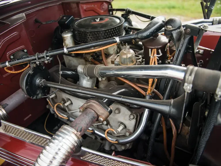 1937 Cord 810 & 812 - Image 4 of 31