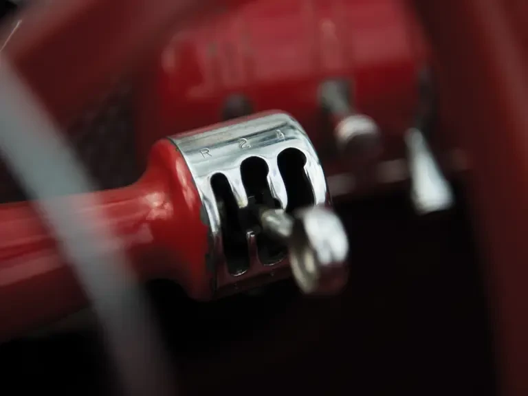 1937 Cord 810 & 812 - Image 24 of 31
