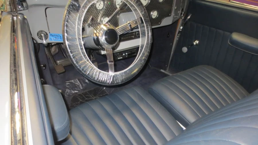 1937 Cord 810 & 812 - Image 2 of 7