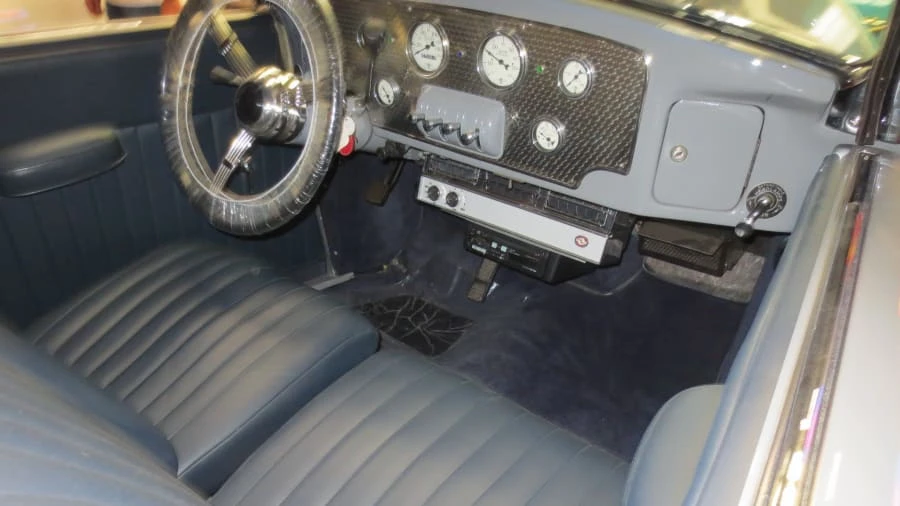 1937 Cord 810 & 812 - Image 3 of 7