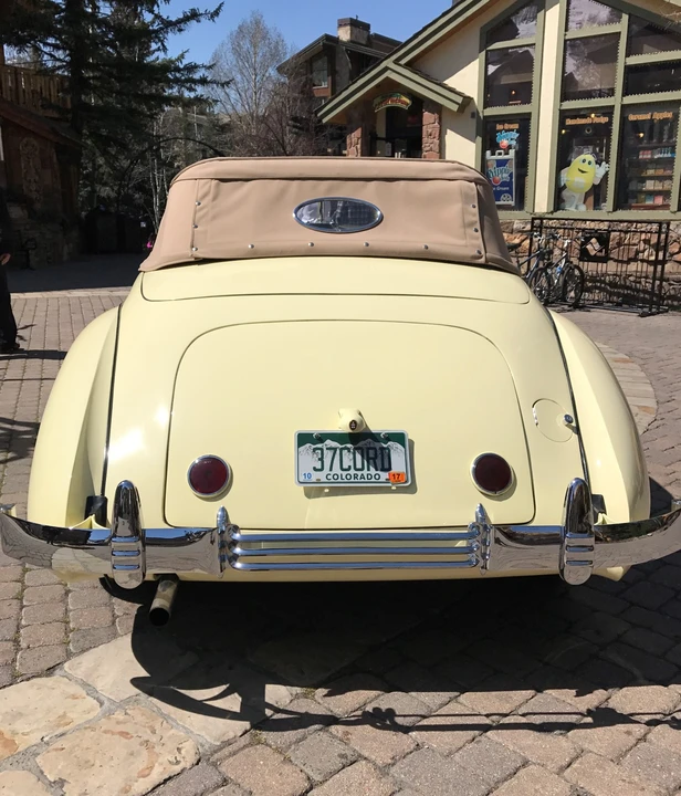 1937 Cord 810 & 812 - Image 6 of 31