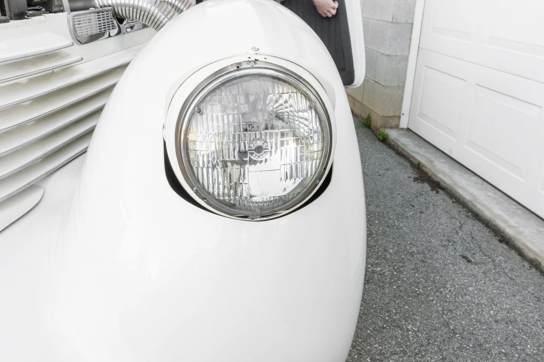 1937 Cord 810 & 812 - Image 13 of 31