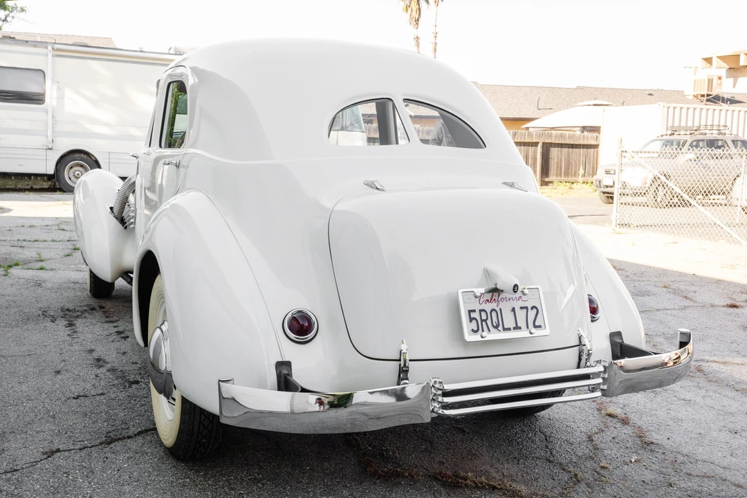 1937 Cord 810 & 812 - Image 7 of 31