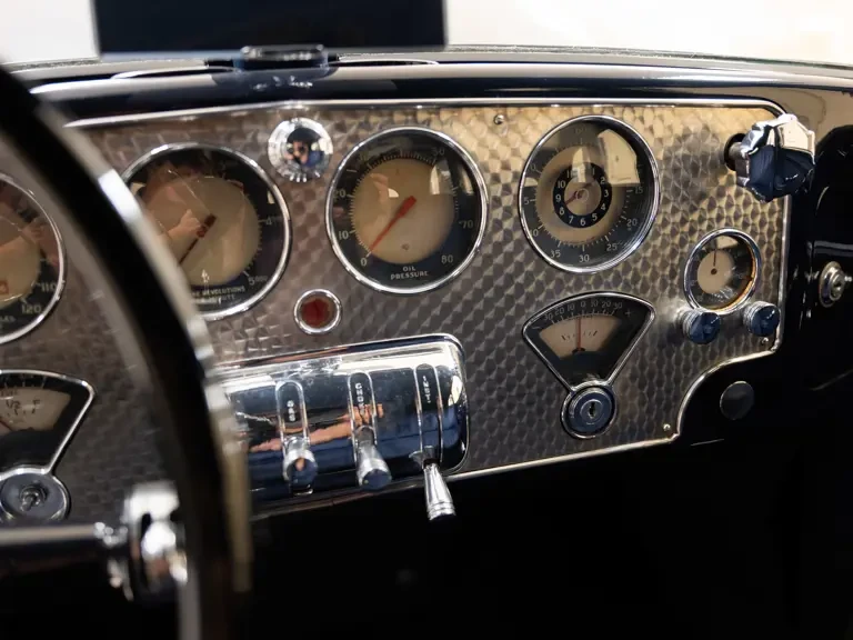 1937 Cord 810 & 812 - Image 23 of 27