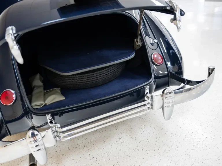 1937 Cord 810 & 812 - Image 19 of 27