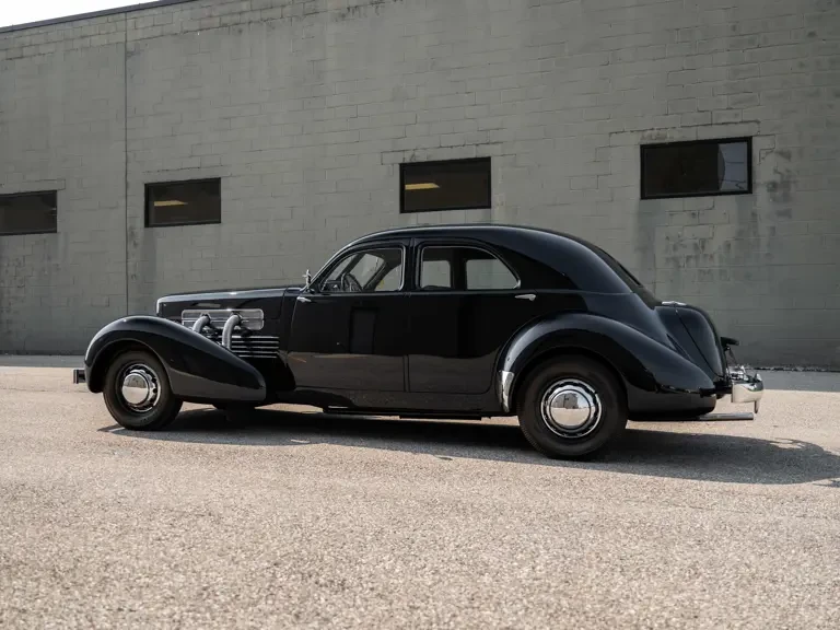 1937 Cord 810 & 812 - Image 7 of 27
