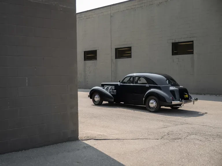 1937 Cord 810 & 812 - Image 3 of 27