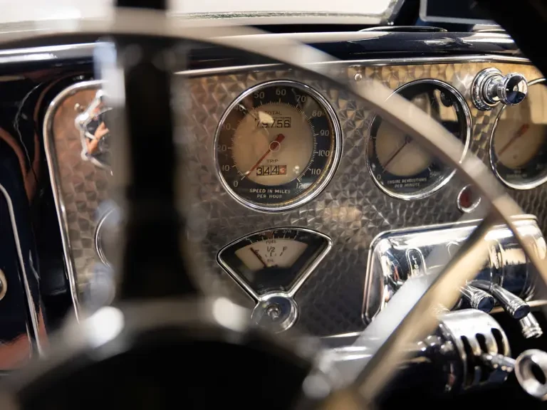 1937 Cord 810 & 812 - Image 22 of 27