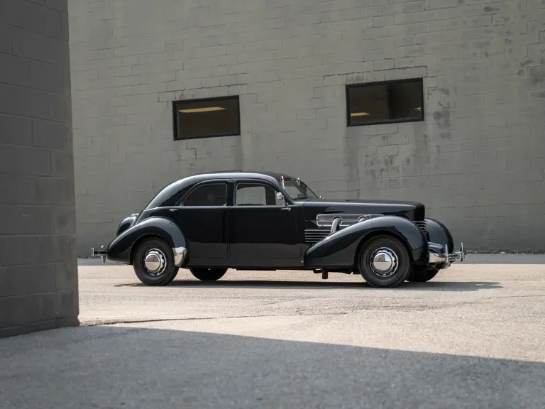 1937 Cord 810 & 812 - Image 6 of 27