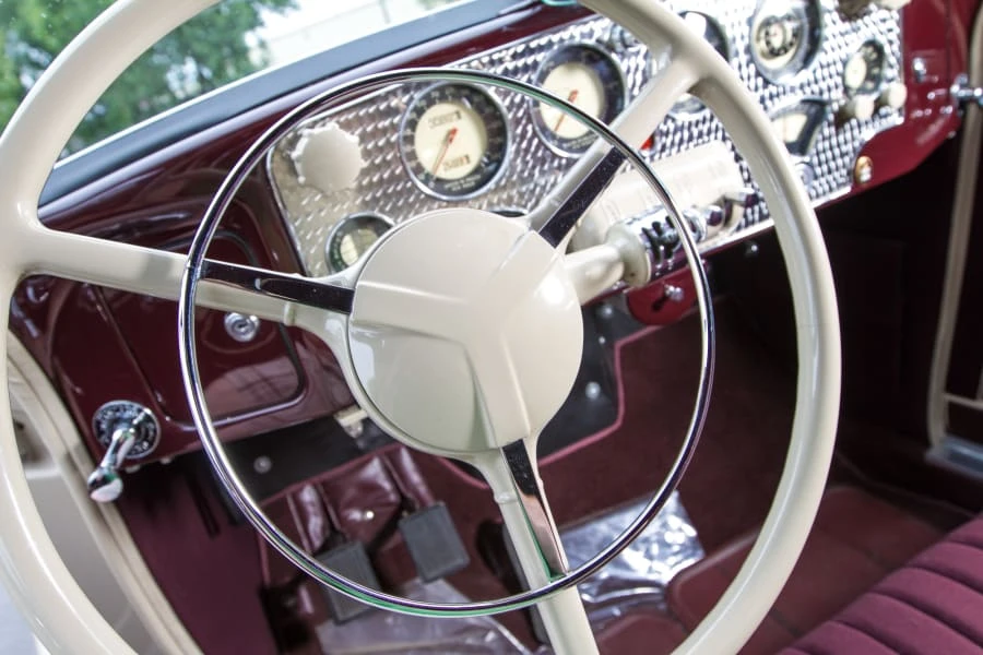 1937 Cord 810 & 812 - Image 6 of 12