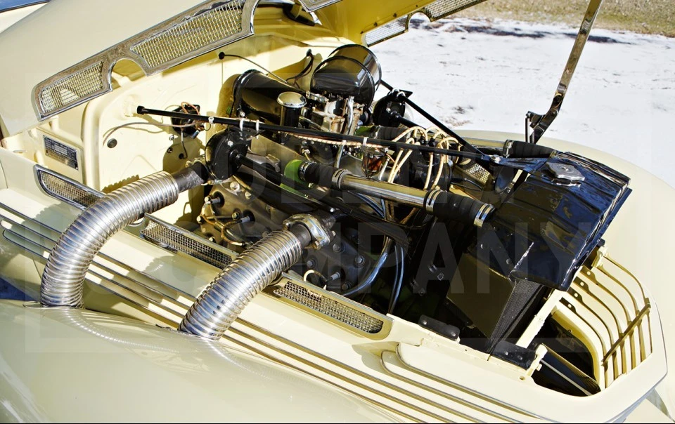 1937 Cord 810 & 812 - Image 15 of 16