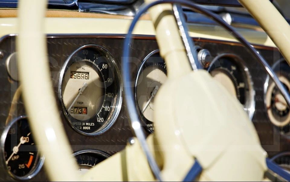 1937 Cord 810 & 812 - Image 9 of 16