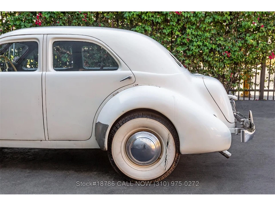 1937 Cord 810 & 812 - Image 12 of 31
