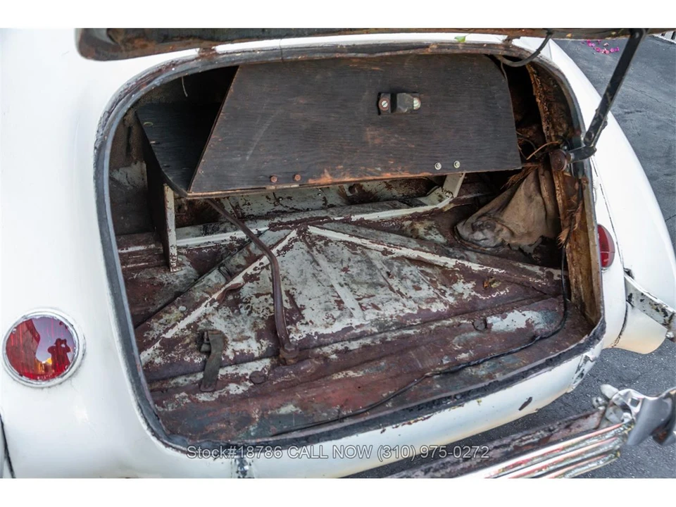1937 Cord 810 & 812 - Image 26 of 31