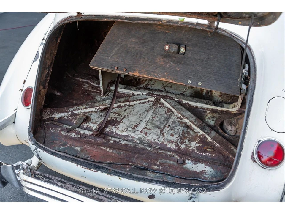 1937 Cord 810 & 812 - Image 28 of 31