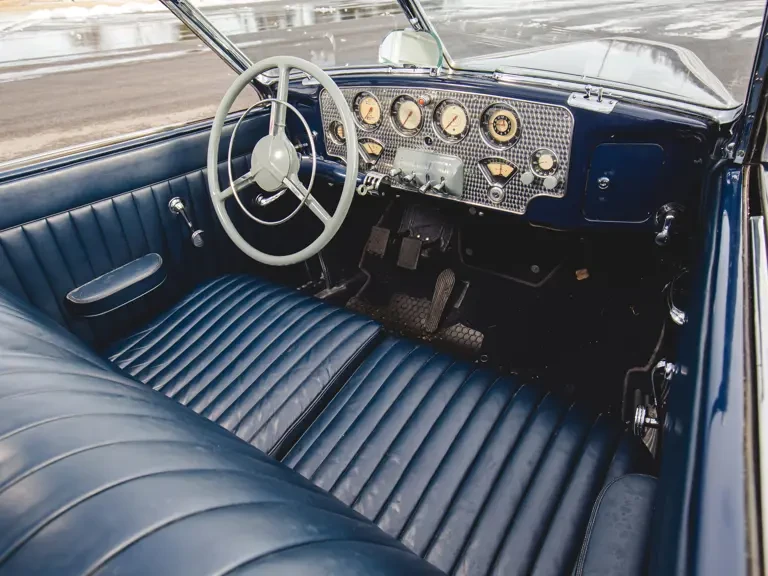 1937 Cord 810 & 812 - Image 10 of 31