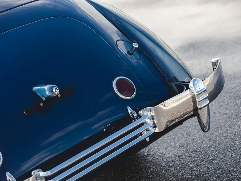1937 Cord 810 & 812 - Image 21 of 31