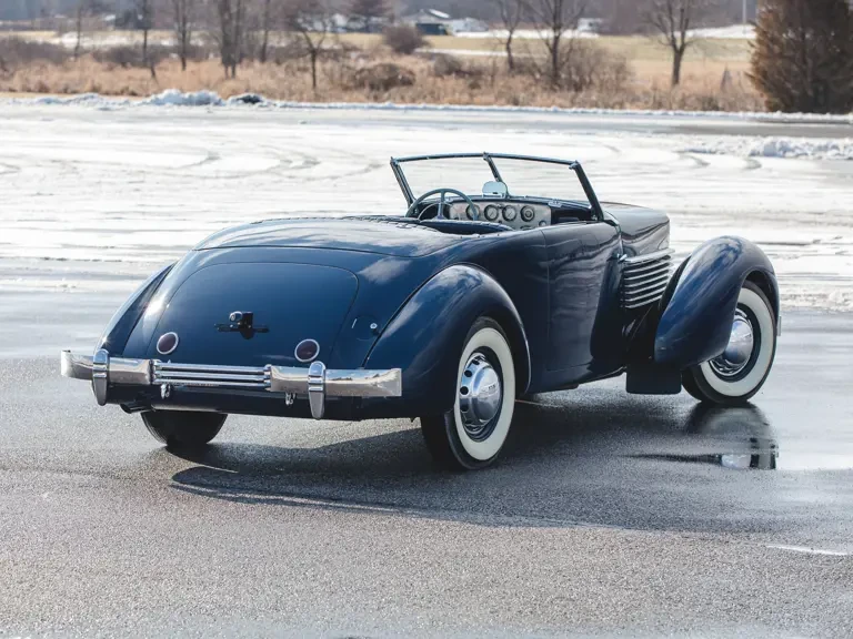 1937 Cord 810 & 812 - Image 3 of 31