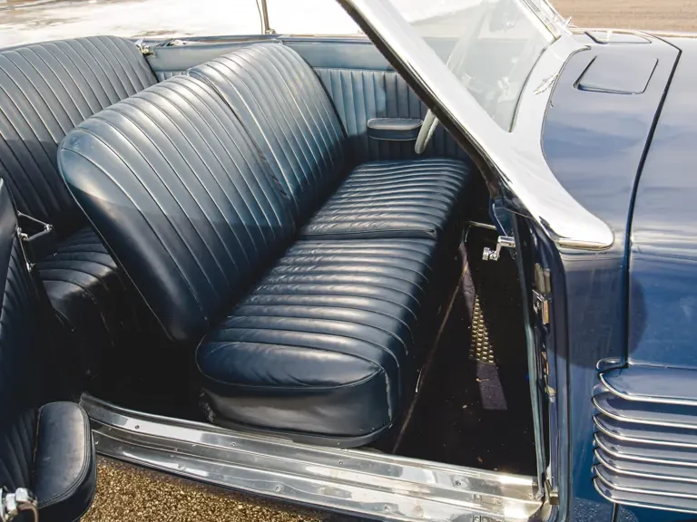 1937 Cord 810 & 812 - Image 16 of 31