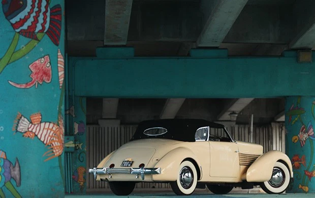1937 Cord 810 & 812 - Image 3 of 14