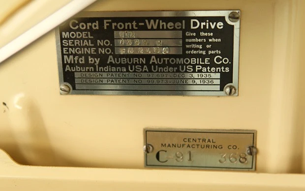 1937 Cord 810 & 812 - Image 13 of 14