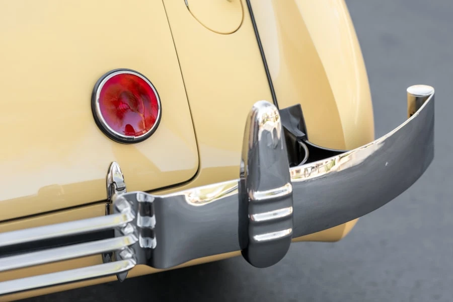 1937 Cord 810 & 812 - Image 11 of 31