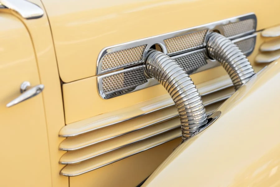 1937 Cord 810 & 812 - Image 12 of 31