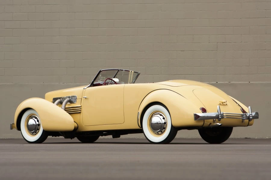 1937 Cord 810 & 812 - Image 2 of 5