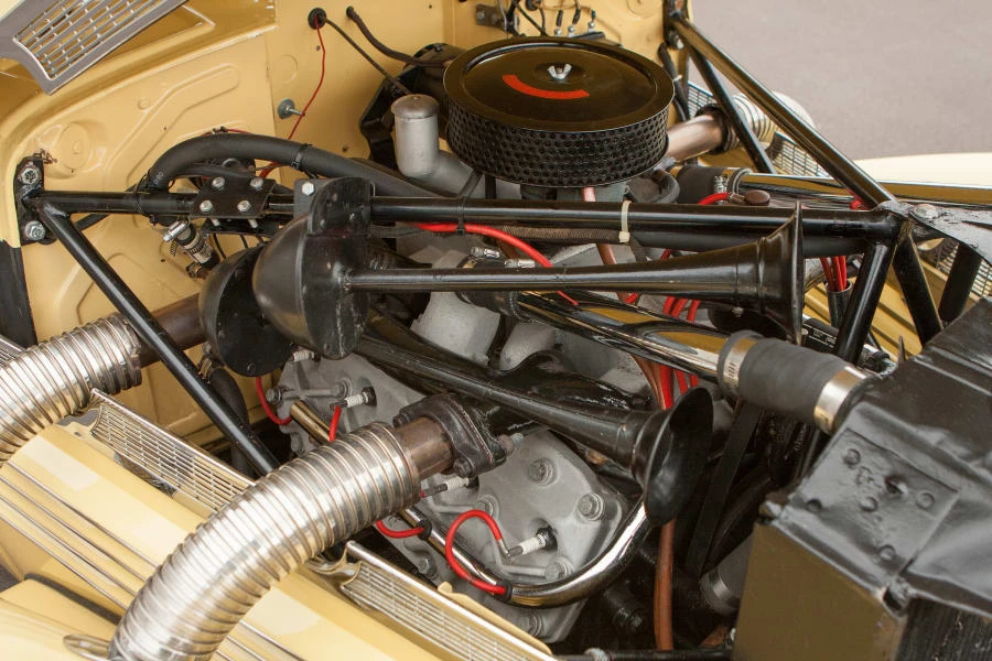 1937 Cord 810 & 812 - Image 4 of 5