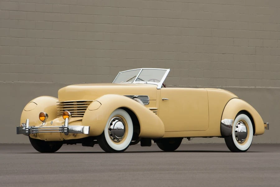 1937 Cord 810 & 812 - Image 5 of 5