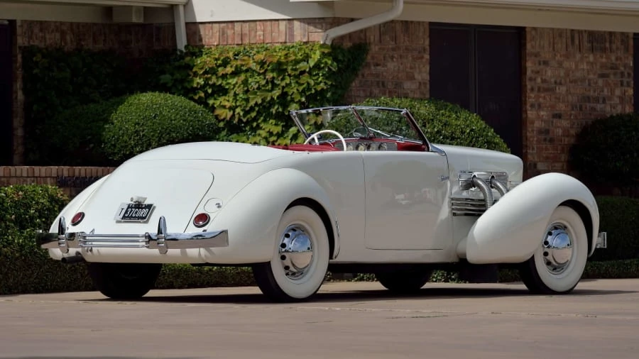 1937 Cord 810 & 812 - Image 3 of 20