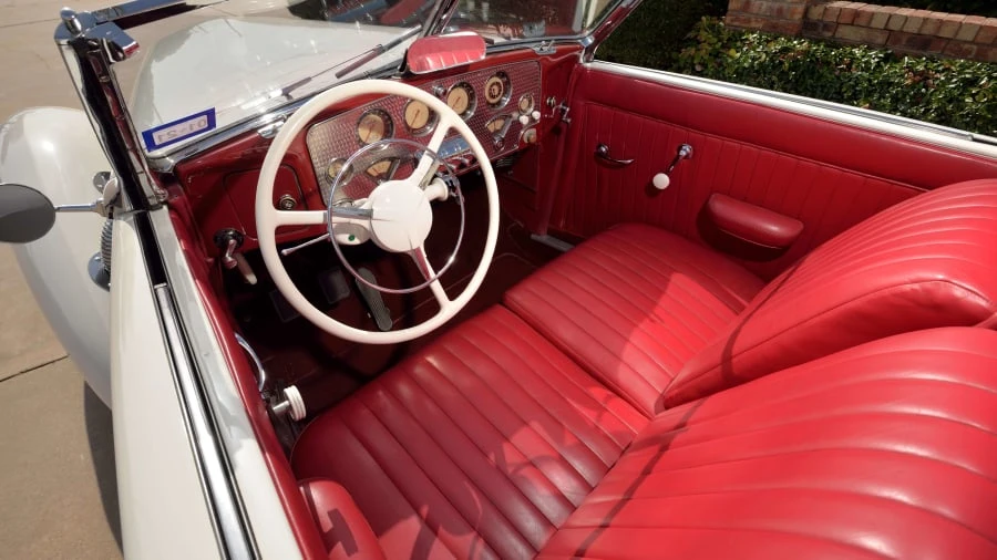 1937 Cord 810 & 812 - Image 4 of 20
