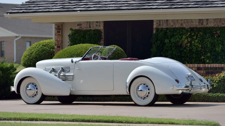 1937 Cord 810 & 812 - Image 13 of 20