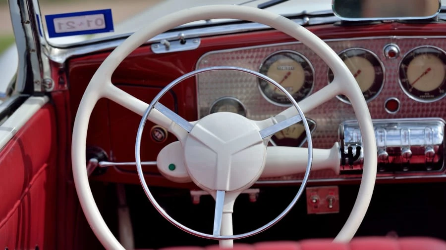 1937 Cord 810 & 812 - Image 16 of 20
