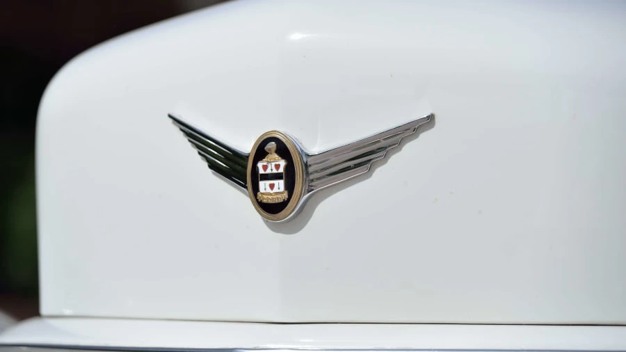 1937 Cord 810 & 812 - Image 18 of 20