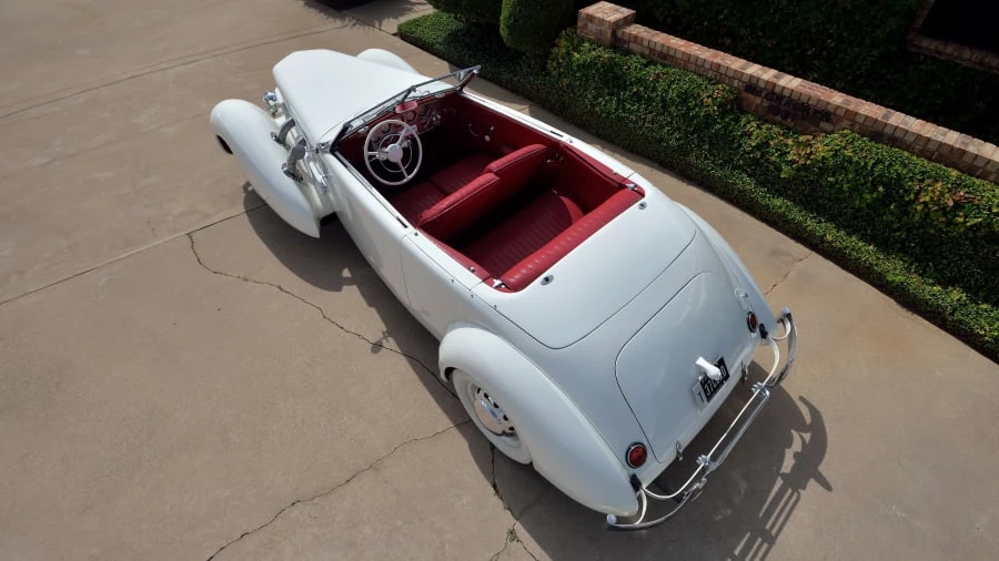 1937 Cord 810 & 812 - Image 20 of 20