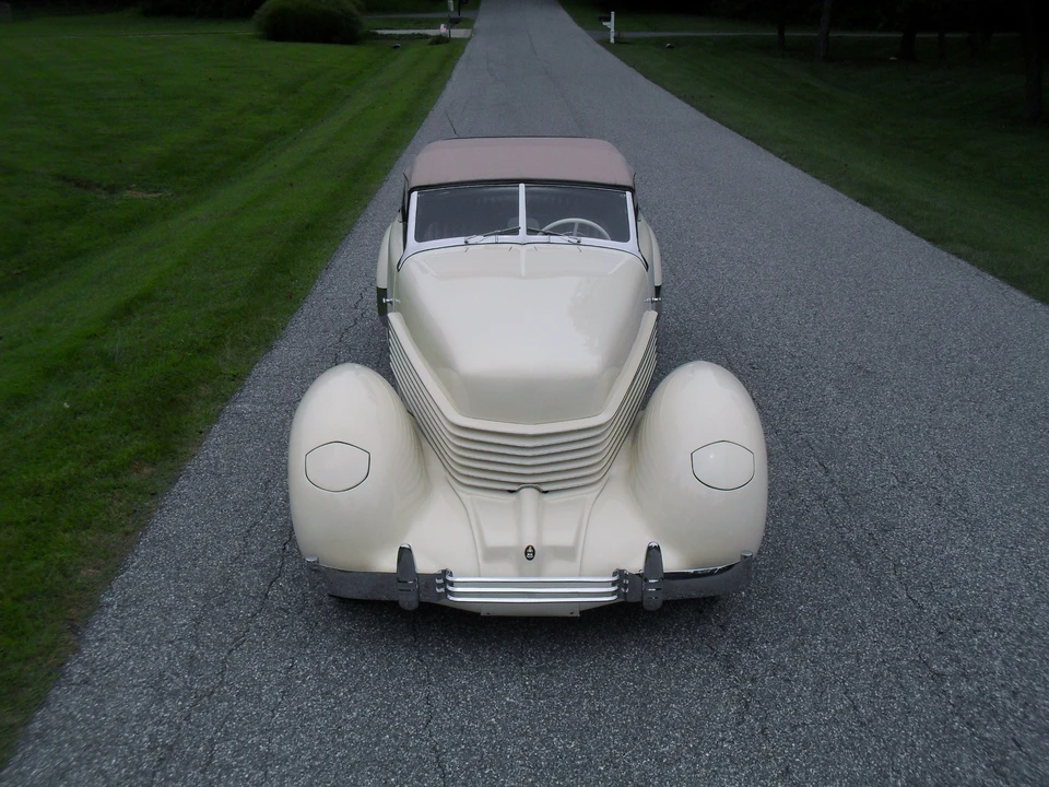 1937 Cord 810 & 812 - Image 5 of 31