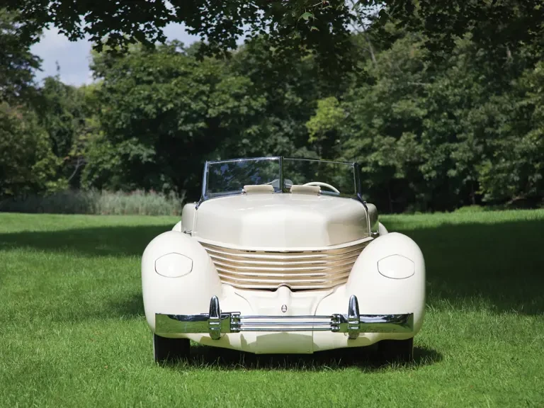 1937 Cord 810 & 812 - Image 8 of 31