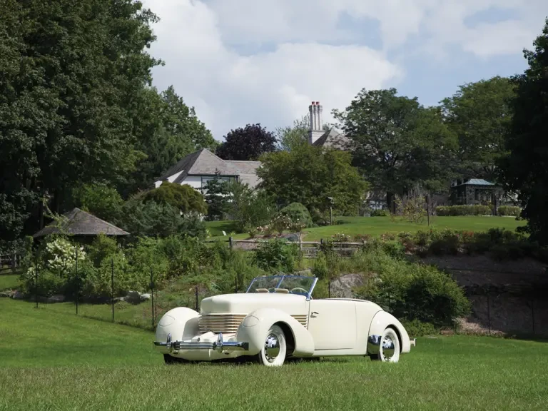1937 Cord 810 & 812 - Image 19 of 31