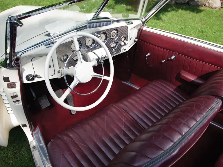 1937 Cord 810 & 812 - Image 4 of 31