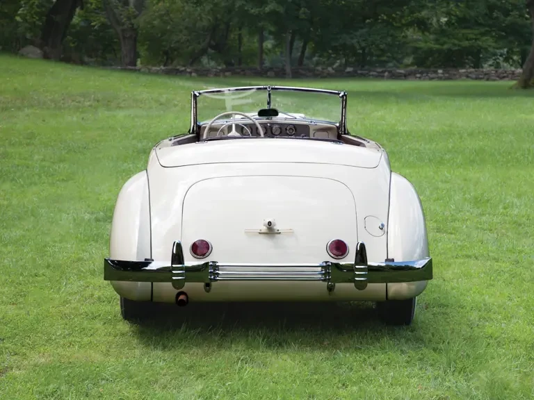 1937 Cord 810 & 812 - Image 26 of 31