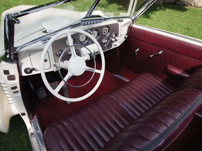1937 Cord 810 & 812 - Image 27 of 31