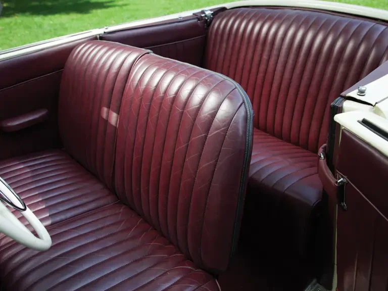 1937 Cord 810 & 812 - Image 29 of 31