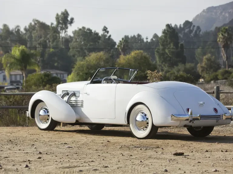 1937 Cord 810 & 812 - Image 3 of 19