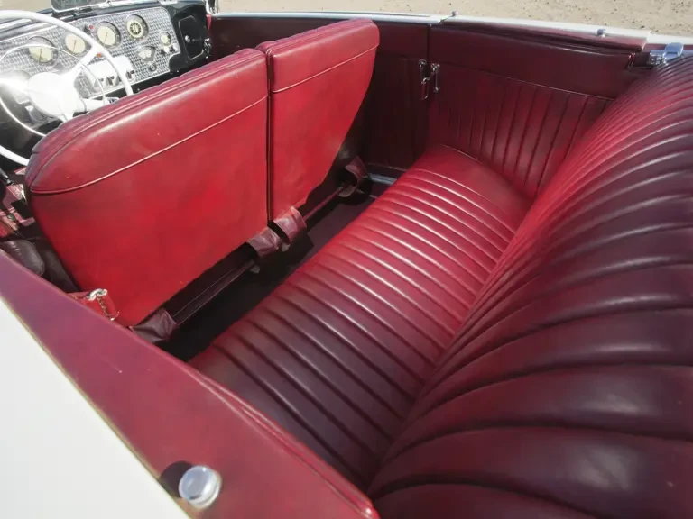 1937 Cord 810 & 812 - Image 13 of 19