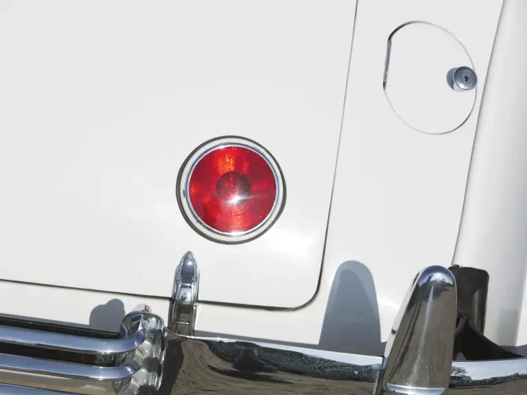 1937 Cord 810 & 812 - Image 9 of 19