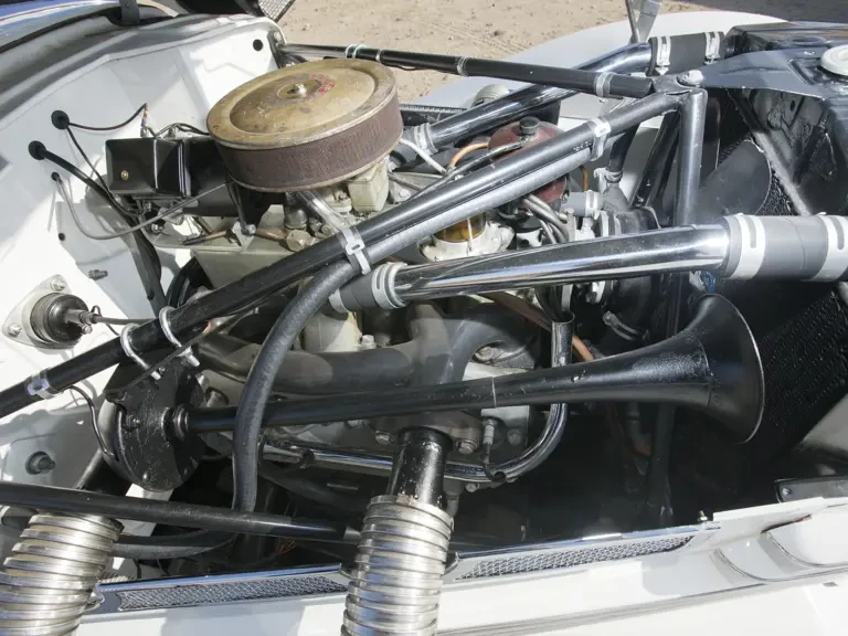 1937 Cord 810 & 812 - Image 19 of 19