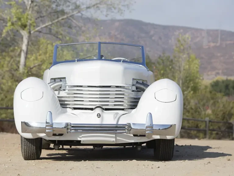 1937 Cord 810 & 812 - Image 15 of 19